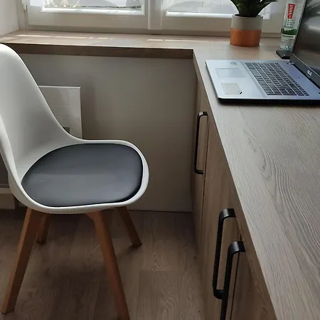 Lumineux 4* Pour 2 A Vittel, Proche Thermes, Wifi, Parking Gratuit - Fr-1-589-745 维泰勒